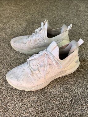 Men’s white Under Armour Sneakers